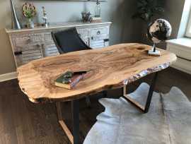 Get a Live Edge Dining Table from Pathway Tables, Delaware