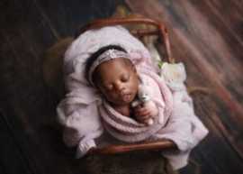 Expert Newborn Photography Services at Your Doorst, Spring