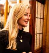 Get the Top Tailor in London: Caroline Andrew, London