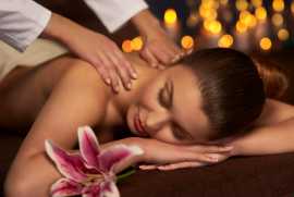 Indulge in Blissful with Our Relaxing MMassage , Northwood
