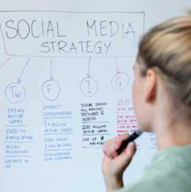 Enrol Free Social Media Marketing Course