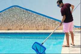 Pool Cleaning Services in Ibiza, $ 1