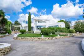 Beautiful villa in residential area Jesús, Ibiza
